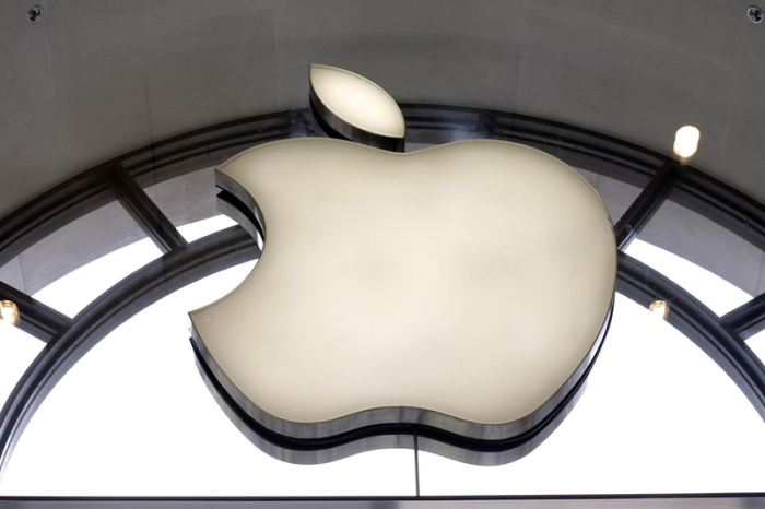 Das Apple-Logo. Im Streit um eine Rekord-Steuernachzahlung von 13 Milliarden Euro für Apple in Irland hat die EU-Kommission eine Schlappe vor Gericht erlitten. Foto: Edmond Terakopian/Pa Wire/dpa