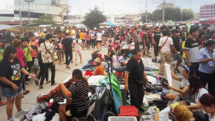 Ab heute dürfen Flohmärkte in der Provinz Nakhon Ratchasima wieder öffnen, jedoch wurde das Warenangebot beschränkt. Foto: The Nation
