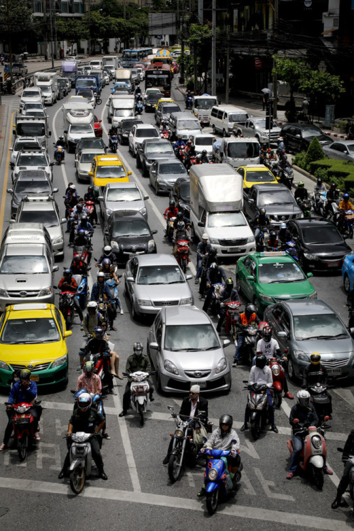 Verkehr in Bangkok. Foto: epa/Diego Azubel