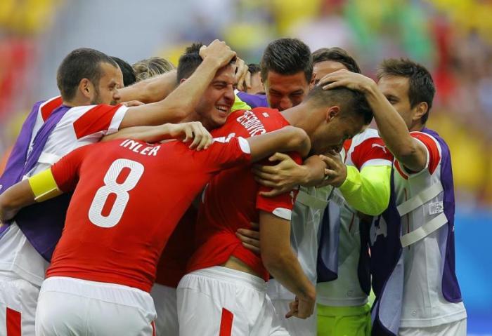 Zwei Joker retten Schweizer Sieg gegen Ecuador