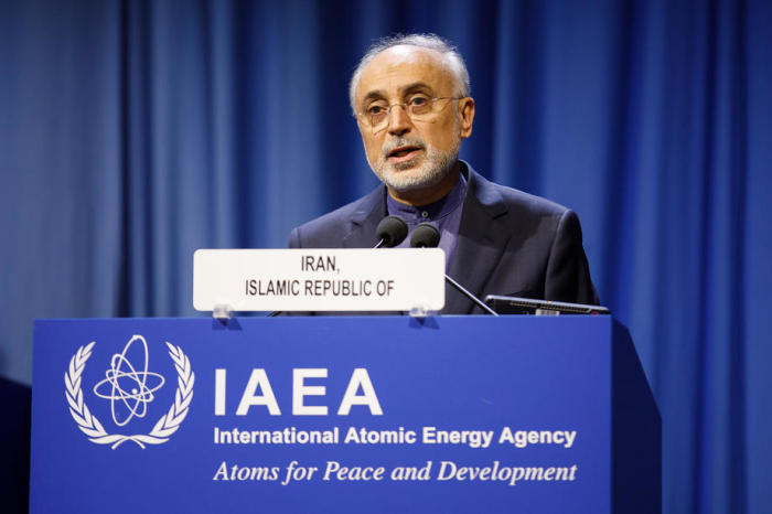 Der Vizepräsident des Irans und Direktor der Atomenergie-Organisation des Irans (AEOI) Ali Akbar Salehi spricht während des Treffens der Internationalen Atomenergie-Organisation (IAEA). Foto: epa/Florian Wieser