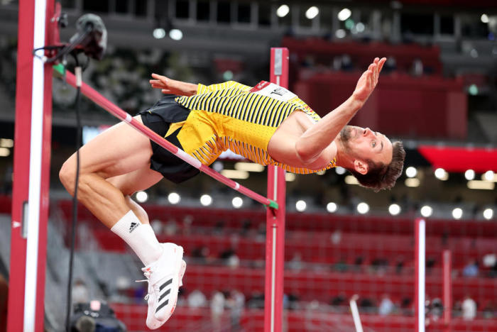 Der Deutsche Niklas Kaul tritt im Hochsprung des Zehnkampfs bei den Leichtathletikwettbewerben der Olympischen Spiele 2020 in Tokio an. Foto: epa/Diego Azubel