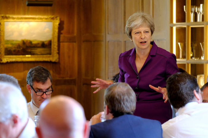 Die britische Premierministerin Theresa May im einen Treffen mit ihrem Kabinett. Foto: epa/Joel Rouse/10 Downing Street