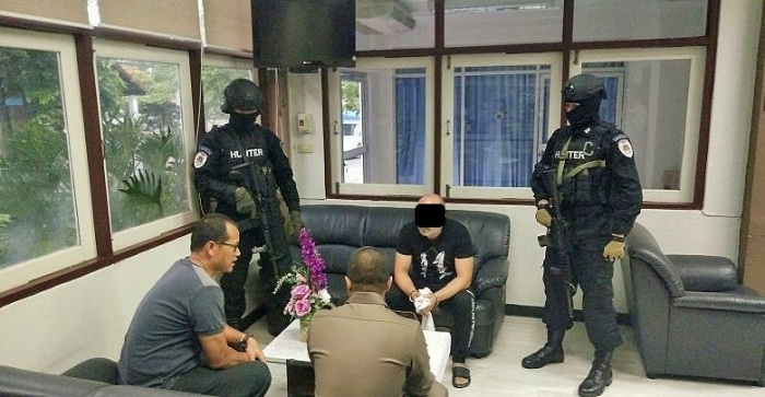 Schwer bewaffnete Spezialeinheiten waren bei nder Festnahme involviert. Foto: The Thaiger