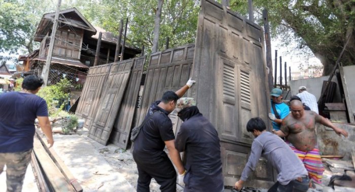 Vor wenigen Tagen wurden die letzten Häuser des Mahakon Fort abgerissen. Foto: The Nation