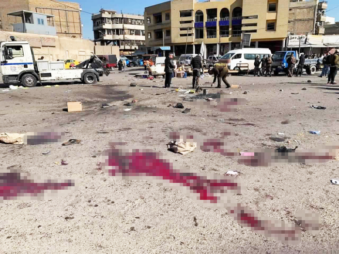 Die beiden Attentäter hätten sich während einer Verfolgungsjagd mit Sicherheitskräften auf einem Marktplatz in die Luft gesprengt. Foto: Ali Abdul Hassan/dpa