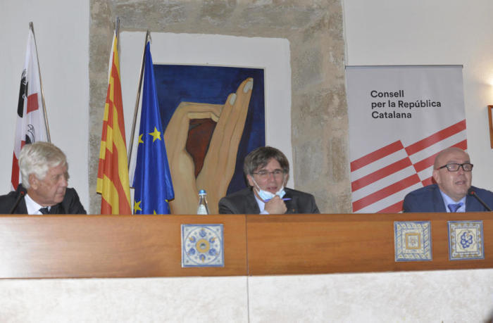 Gerichtshof setzt Auslieferungsverfahren gegen Puigdemont aus. Foto: epa/Claudia Sancius