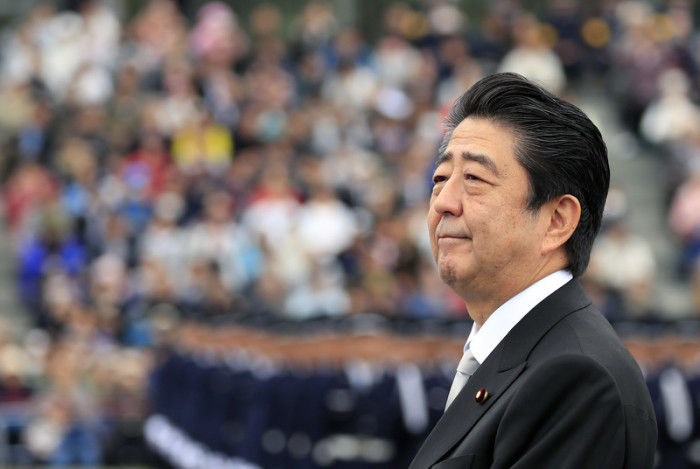Der japanische Premierminister Shinzo Abe. Foto: epa/Franck Robichon	