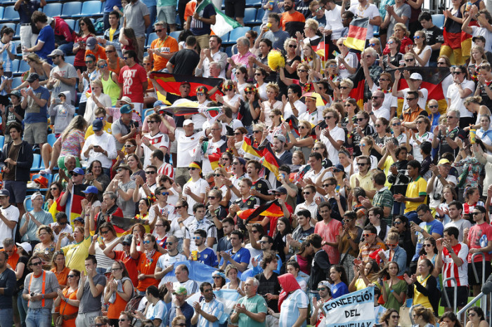  Die deutschen Hockey-Fans dürfen sich auf ein spannendes Spiel freuen. Foto: epa/Jeon Heon-kyun