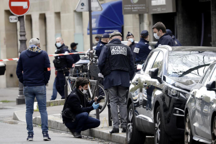 Eine Person wurde vor einem Pariser Krankenhaus erschossen. Foto: epa/Yoan Valat