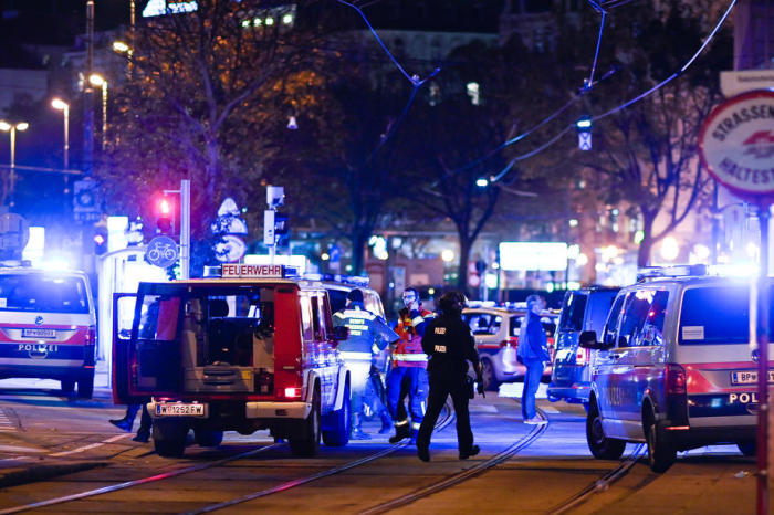 Innenminister: «Augenscheinlicher Terroranschlag» in Wien