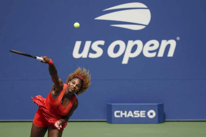 rand Slam/ATP-Tour - US Open, Einzel, Damen, Viertelfinale, Pironkowa (Bulgarien) - Williams (USA): Serena Williams in Aktion. Foto: Seth Wenig/Ap/dpa
