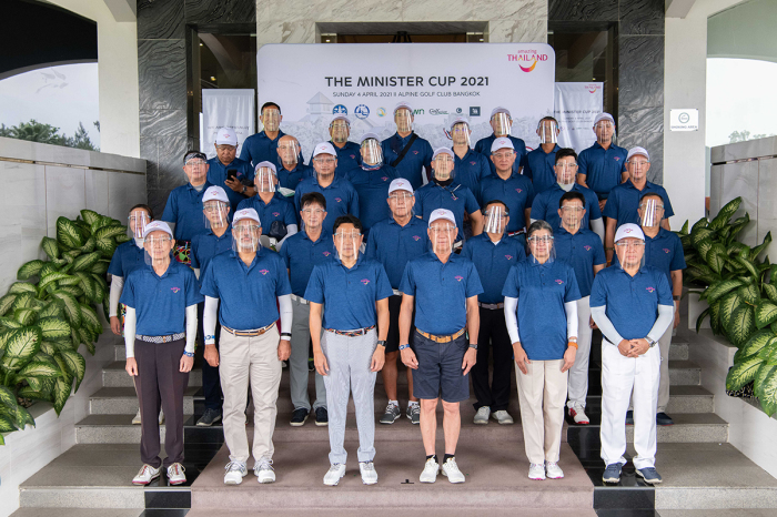 Gruppenfoto auf der Pressekonferenz zur „Amazing Thailand Expat Golf Tournament Series 2021