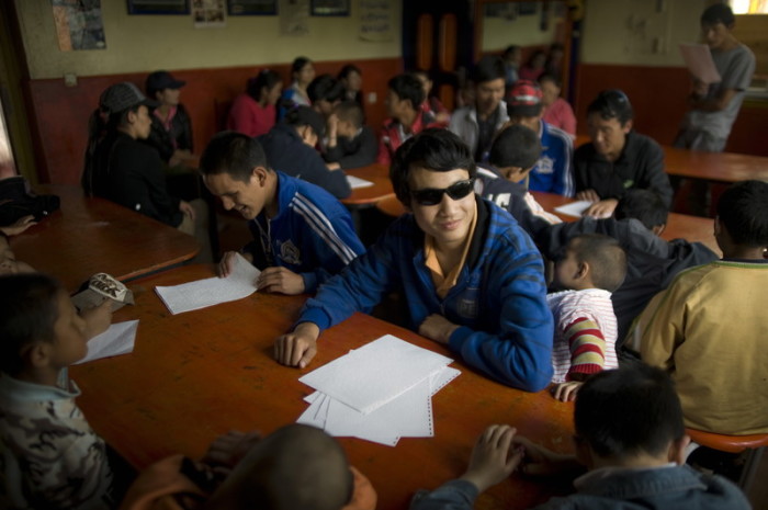 Blindenschule der Organisation Braille Without Borders in Tibet. Foto: epa/Wu Hong