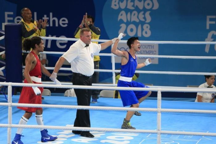 Gold-Boxer Atichai Phoemsap feiert seinen Sieg. Foto: The Nation