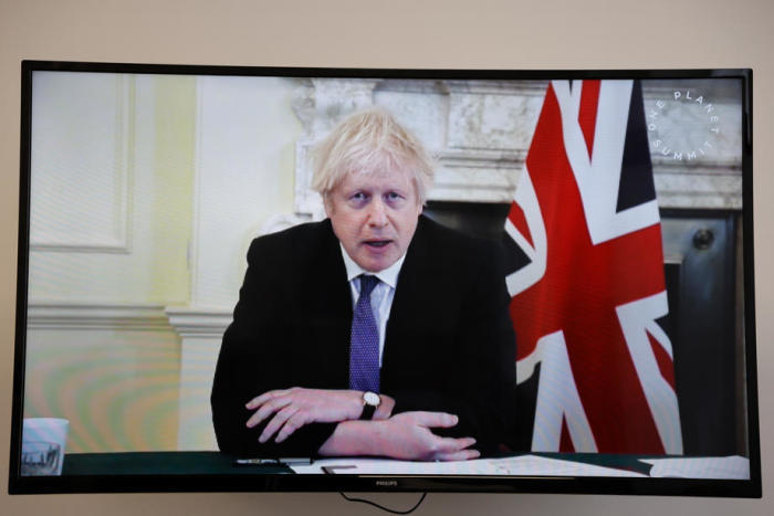 Der britische Premierminister Boris Johnson spricht während einer Videokonferenz. Foto: epa/Ludovic Marin