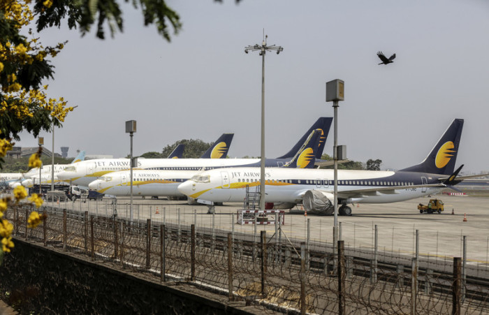 Die Maschinen von Jet Airways bleiben bis auf Weiteres auf dem Boden. Foto: epa/Divyakant Solanki	