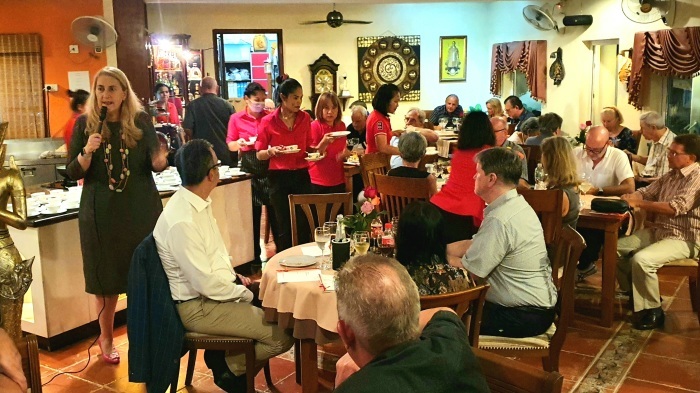 Der Auftakt zum Treffen mit der Schweizer Botschafterin erfolgte am 11. März im Ristorante da Marco. Fotos: Jahner