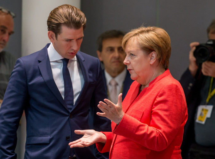 Der österreichische Bundeskanzler Sebastian Kurz (l.) und die deutsche Bundeskanzlerin Angela Merkel. Foto: epa/Stephanie Lecocq