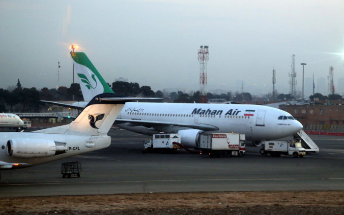 Maschine der Mahan Air. Foto: epa/Abedin Taherkenareh