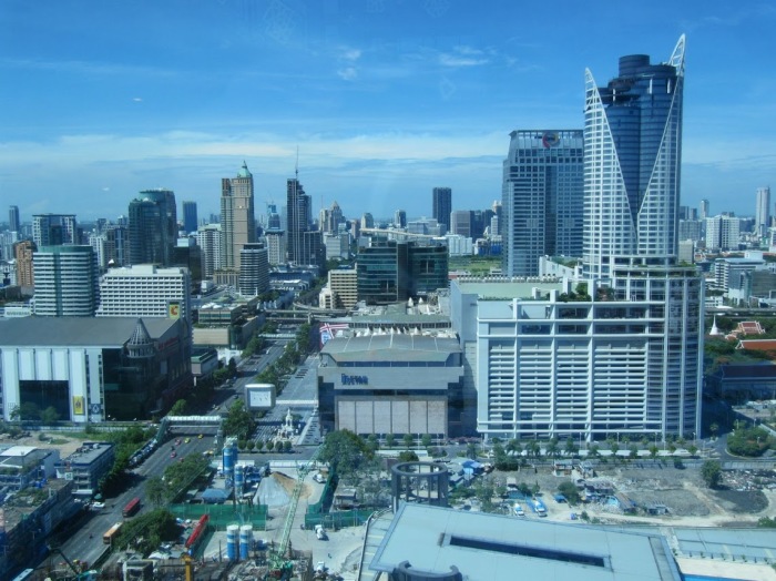 Symbolbild, rechts CentralWorld in Bangkok. Foto: DER FARANG/Mr