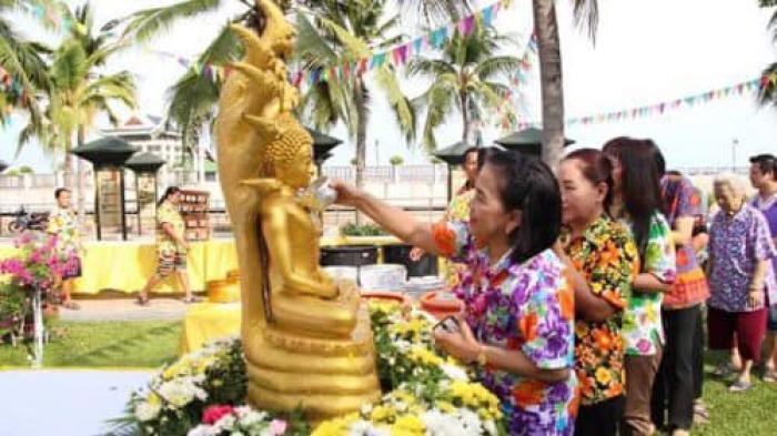 Mit traditionellen Bräuchen soll das diesjährige Songkranfest in Pattaya gefeiert werden. Bild: PR Pattaya