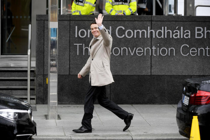 Der irische Finanzminister, Irlands Fine Gael-Parteimitglied Paschal Donohoe, trifft im Kongresszentrum in Dublin, Irland, ein. Foto: epa/Aidan Crawley