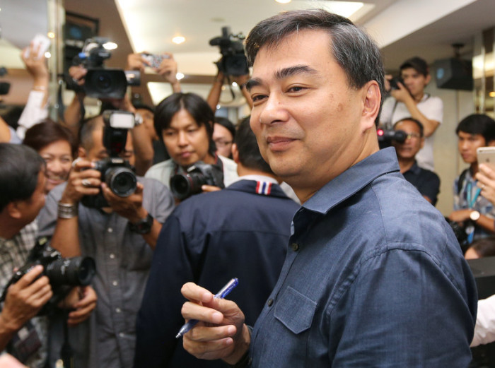 Abhisit Vejjajiva, Vorsitzender der Demokratischen Partei. Foto: epa/Narong Sangnak