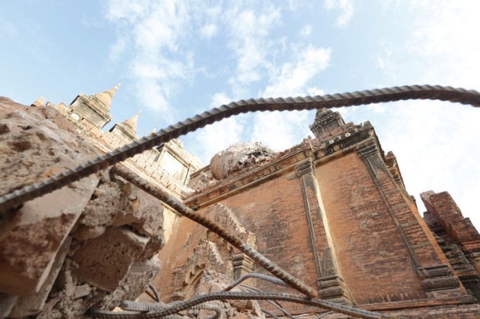  Viele Gebäude werden beschädigt - darunter die Tempelanlage von Bagan. Foto: epa/Hein Htet