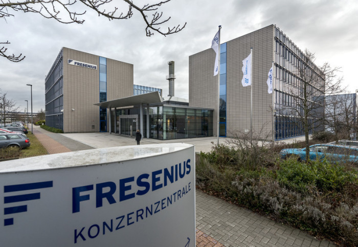 Die Zentrale des Unternehmens Fresenius in Bad Homburg fotografierte bei der Vorstellung der Geschäftszahlen 2021 im Rahmen der Jahresmedienkonferenz 2021 in Bad Homburg. Foto: epa/Torsten Silz