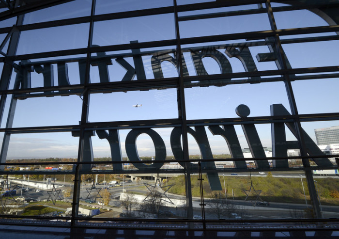 Boomende Ticketnachfrage beschert Fraport ein Plus von fast 28 Prozent. Foto: epa/Mauritz Antin
