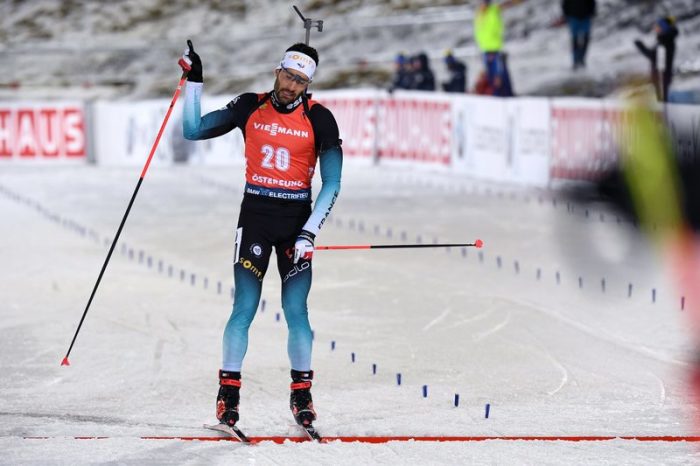 Martin Fourcade aus Frankreich reagiert nach dem Lauf. Foto: Antti Aimo-Koivisto/Lehtikuva/dpa