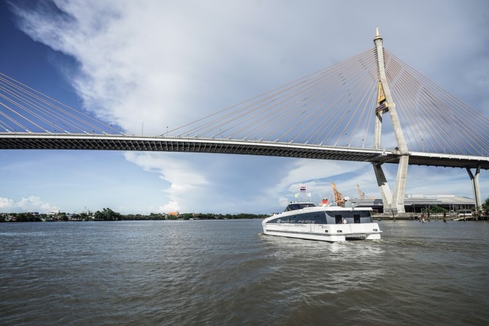 Erfolgreich verlief der Testbetrieb der elektrischen Fähre „Mine Smart“ des Unternehmens Energy Absolute auf dem Chao-Phraya-Fluss in Bangkok. Foto: Energy Absolute