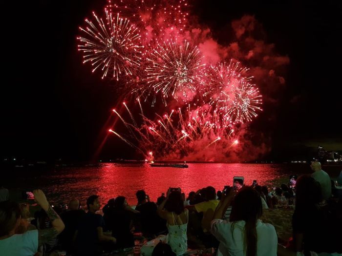 Das internationale Feuerwerksfestival zählt zu den erfolgreichsten Großveranstaltungen Pattayas. Foto: Jahner