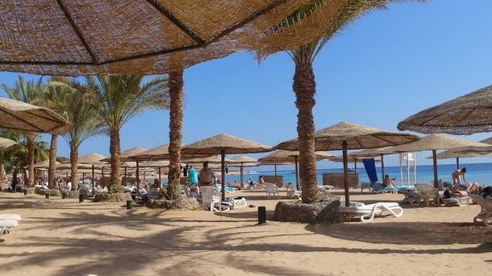 Badefieren in Hurghada (Ägypten) locken wieder Sonnenhungrige Urlauber an. Foto: Rüegsegger