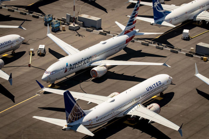 Die Boeing 737 Max 8 der Fluggesellschaften American Airlines und United Airlines stehen auf dem Boeing Field in Seattle. Archivfoto: epa/GARY HE