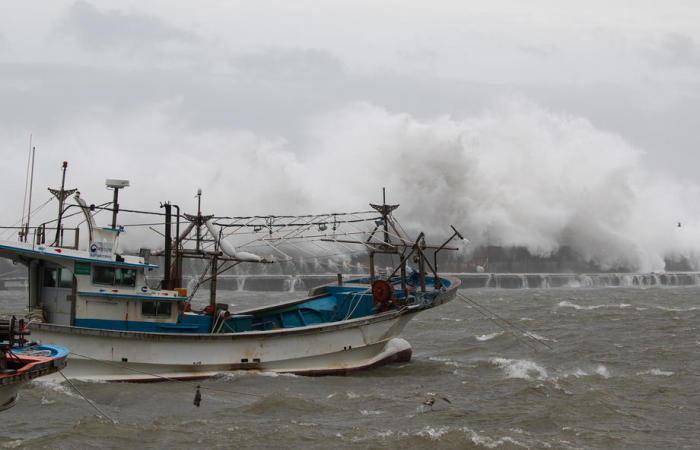 In Südkorea nähert sich der Taifun Haishen. Foto: epa/Jeon Heon-kyun