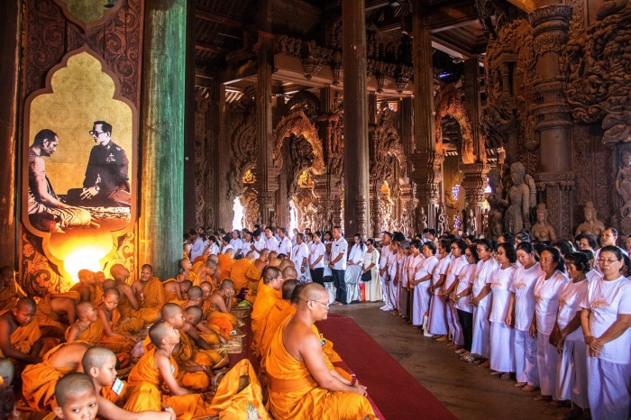 Neben einer buddhistischen Ordination werden auch Rituale anderer Religionen durchgeführt. Foto: The Sanctuary of Truth Pattaya