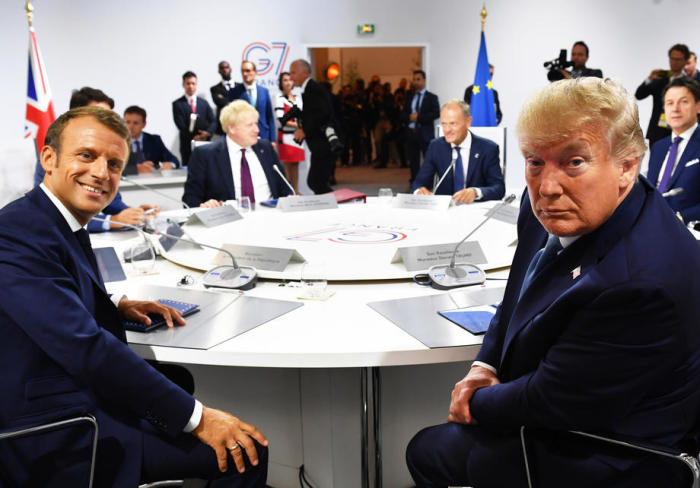 US-Präsident Donald Trump (r.) völlig ohne Krawall in gemütlicher G7-Runde. Foto: epa/Efe/Jeff J Mitchell