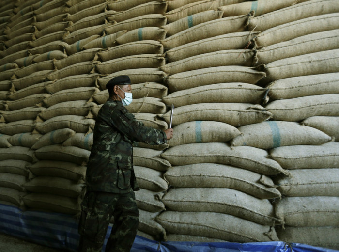 Reisförderprogramm: Verantwortliche sollen vor Gericht