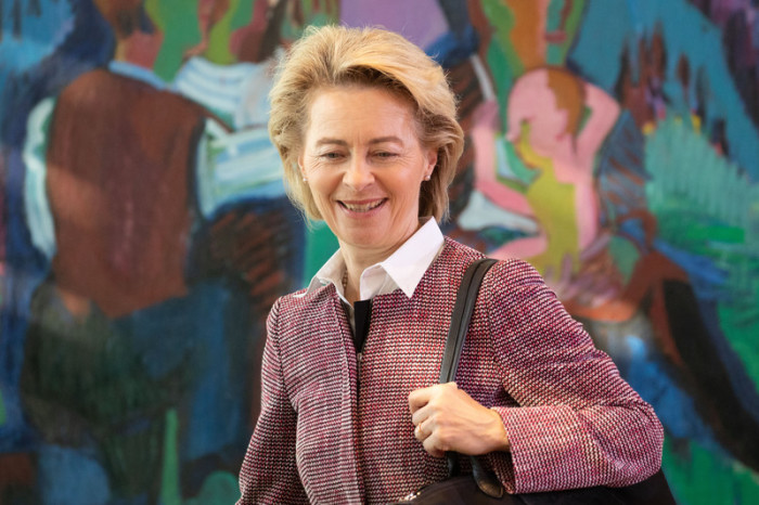Verteidigungsministerin Ursula von der Leyen (CDU). Foto: epa/Omer Messinger
