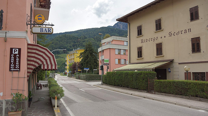 Am Lago di Caldonazzo (Trentino), sind noch alle Hotels geschlossen.