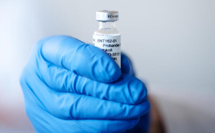 Großbritannien genehmigt den Einsatz des Coronavirus-Impfstoffs von Pfizer-BioNTech. Foto: epa/Biontech Se / Handout