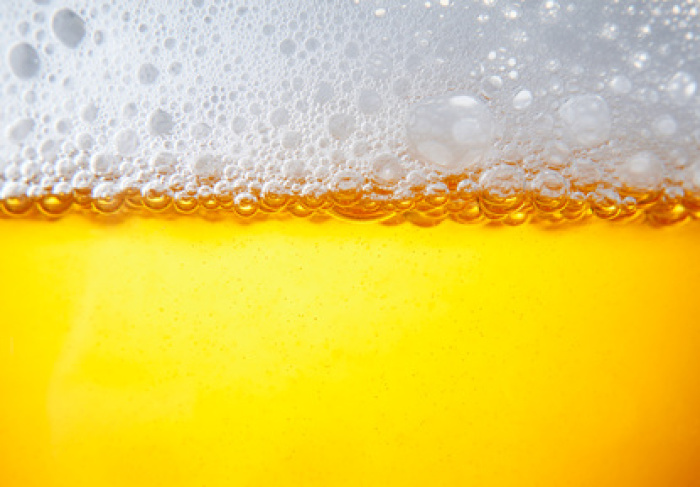 Der Steuersatz für alkoholfreies Bier soll dem für Erfrischungsgetränke angepasst werden. Foto: shyshka / Fotolia.com