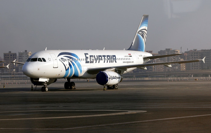 Maschine der Fluggesellschaft Egyptair. Archivbild: epa/Khaled Elfiqi
