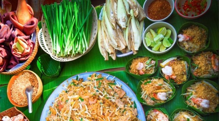 Tourismus und Thai-Food passen perfekt zusammen. Das hat auch die Tourismusbehörde für sich entdeckt und will beide Wirtschaftsbereiche noch enger miteinander verknüpfen. Foto: TAT