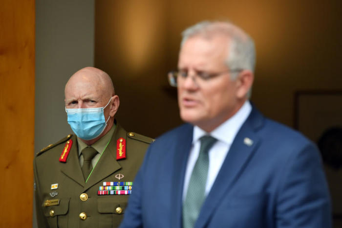 Pressekonferenz des australischen Premierministers Scott Morrison im Kabinett. Foto: epa/Mick Tsikas