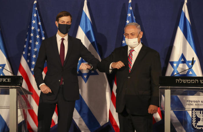 Der Chefberater des Weißen Hauses, Kushner, trifft den israelischen Premierminister Netanjahu in Jerusalem. Foto: epa/Ronen Zvulun