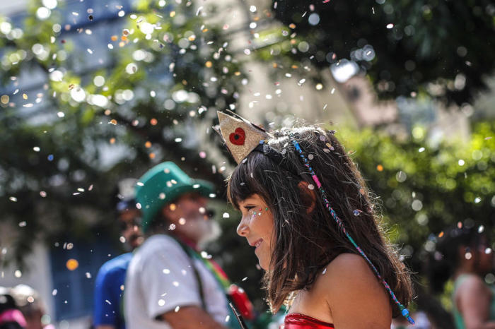 Vor dem Karneval wird in Rio de Janeiro und in ganz Brasilien gefeiert. Archivfoto: epa/Antonio Lacerda
