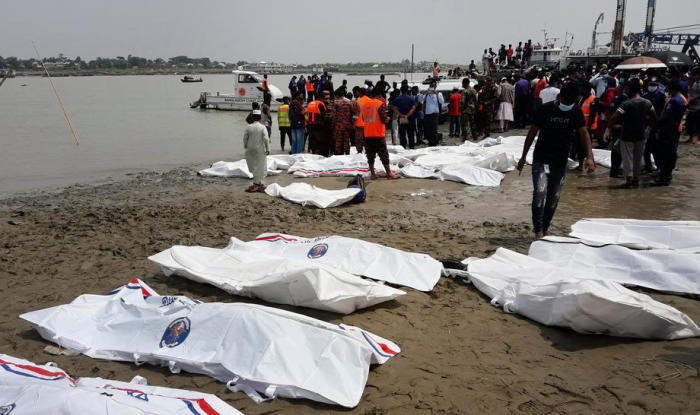 Bei Bootskollision in Bangladesch mindestens 26 Tote. Foto: epa/Str